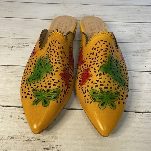 L'Artiste By Spring Step Handpainted Leather Galatina Mule - Picture 4 of 12